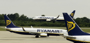 Airport, airlines start legal action against Britain over travel rules