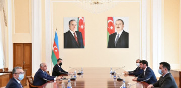 Azerbaijani PM receives mayor of Tbilisi