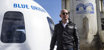 18-year-old to fly with Bezos on inaugural space tourism flight