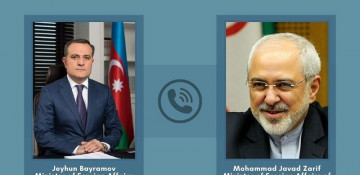 Azerbaijani, Iranian FMs hold phone talks