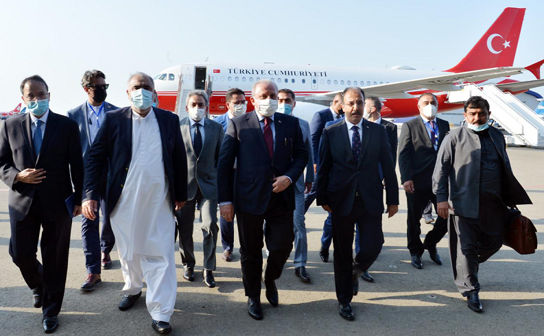Chairmen of Turkish, Pakistan’s parliaments arrive in Azerbaijan
