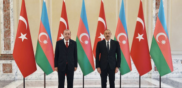 Azerbaijani, Turkish leaders hold phone talks