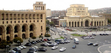 Yerevan wants to strike a balance between provocations on the border and economic benefits: American journalist