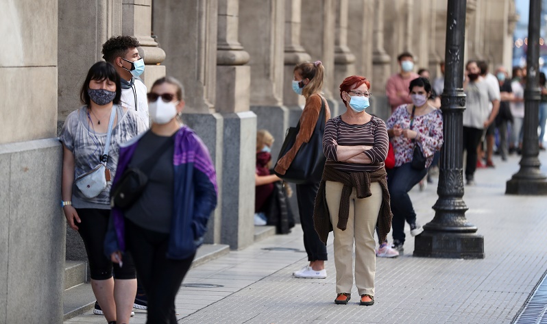 Argentina partially reopens as it approaches 5 mln COVID-19 cases