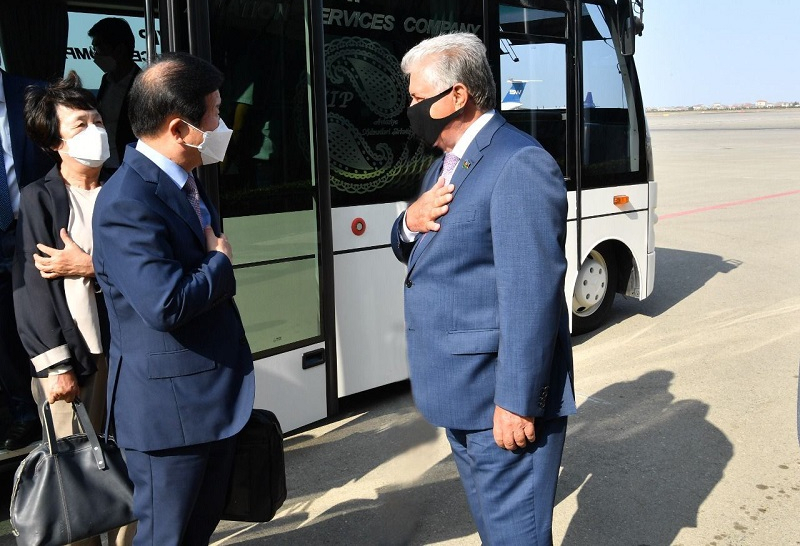 Chair of Korean National Assembly arrives in Azerbaijan