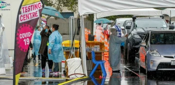 New Zealand grapples with new COVID-19 outbreak, extends lockdown