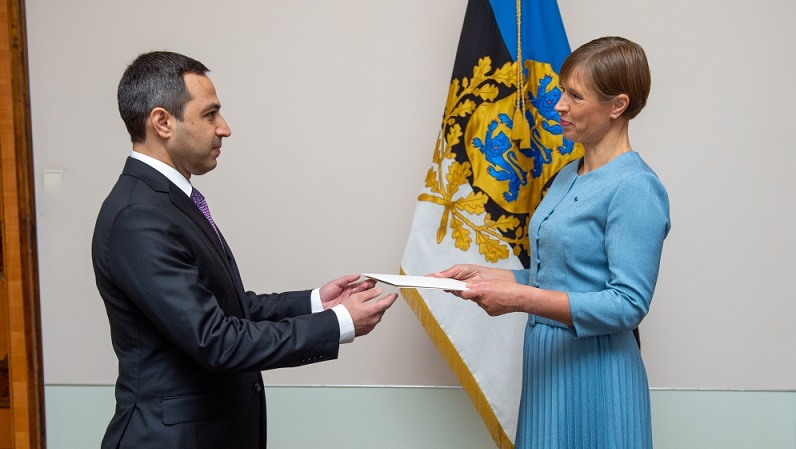 Azerbaijani Ambassador presents his credentials to Estonian President
