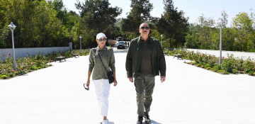 President Ilham Aliyev and First VP Mehriban Aliyeva visit Azerbaijan's liberated Shusha (PHOTO)