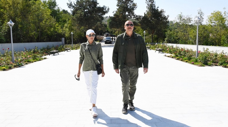 President Ilham Aliyev and First VP Mehriban Aliyeva visit Azerbaijan's liberated Shusha (PHOTO)