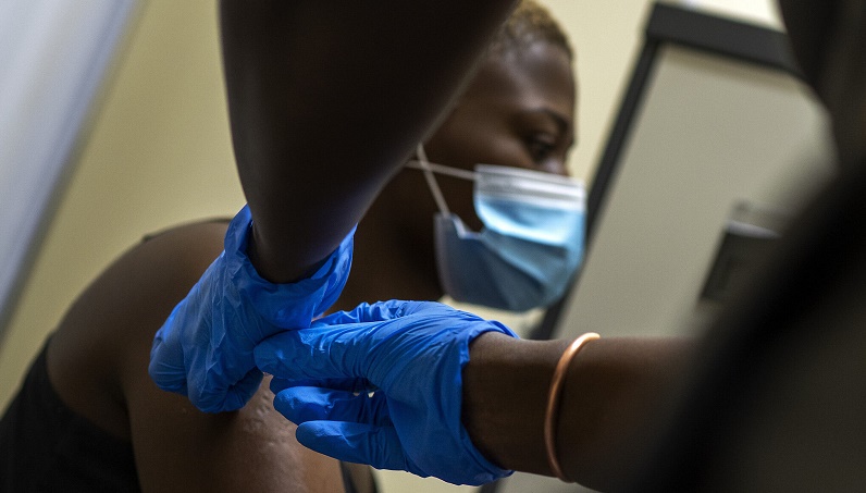 Scientists sound alarm over new COVID-19 variant in South Africa