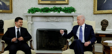 Biden offers support, new aid in first meeting with Ukraine's Zelenskiy