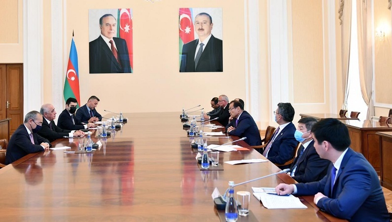 Prime Minister Ali Asadov meets with delegation of Turkic Council (PHOTO)