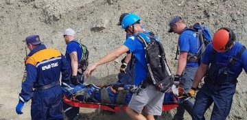Rescuers reach tourists caught in glacier collapse in North Caucasus