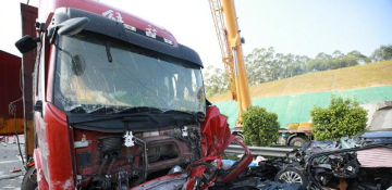 5 dead, 11 injured in south China road accident