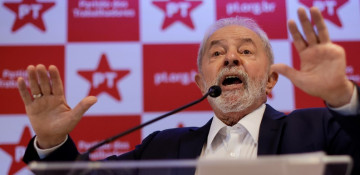 Lula keen to debate Bolsonaro on rebuilding Brazil in 2022 campaign