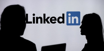 Microsoft shutting down LinkedIn in China