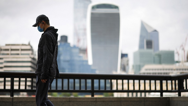 England's COVID prevalence rises to highest since start of year, ONS says