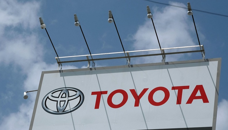 Toyota receives worst ranking among carmakers for emission efforts