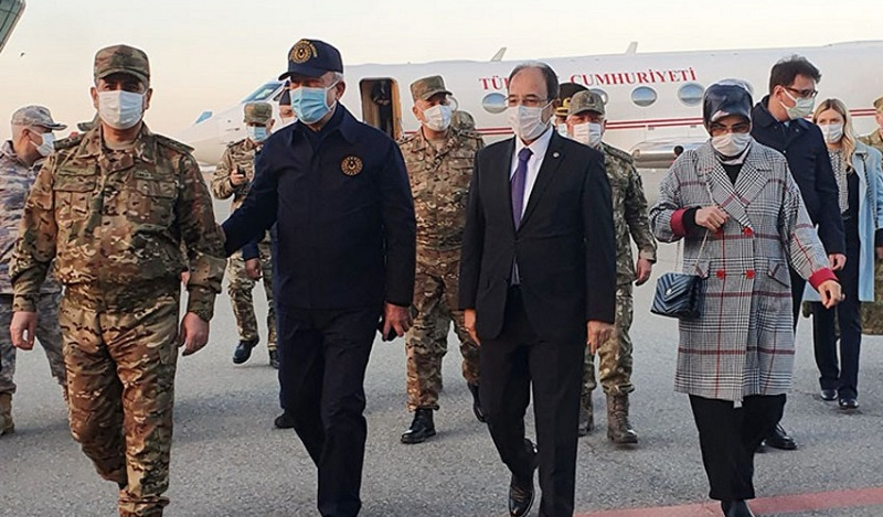 Turkish defense minister arrives in Azerbaijan 
