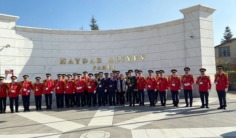 Orchestra of Military Academy returned to Baku