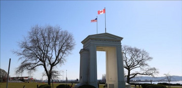 US-Canada border opens after 20 months