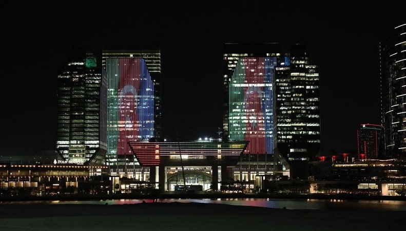 Azerbaijani flag projected on iconic building of Abu Dhabi (VIDEO)