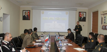 Azerbaijan, Italy discuss issues of military cooperation (PHOTO)