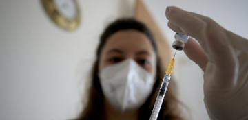 Turkey launches booster COVID-19 shots for above 18