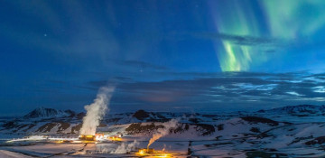 Researchers in Iceland prepare to drill 2 km into heart of volcano