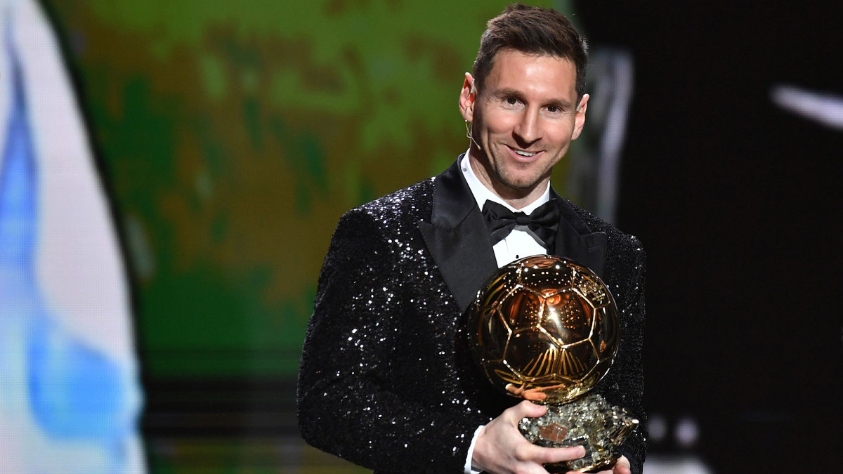 Messi clinches Ballon d'Or for record 7th time