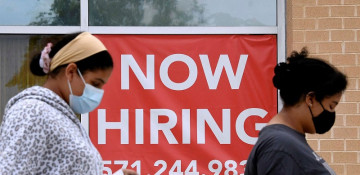 US weekly jobless claims hit 52-year low