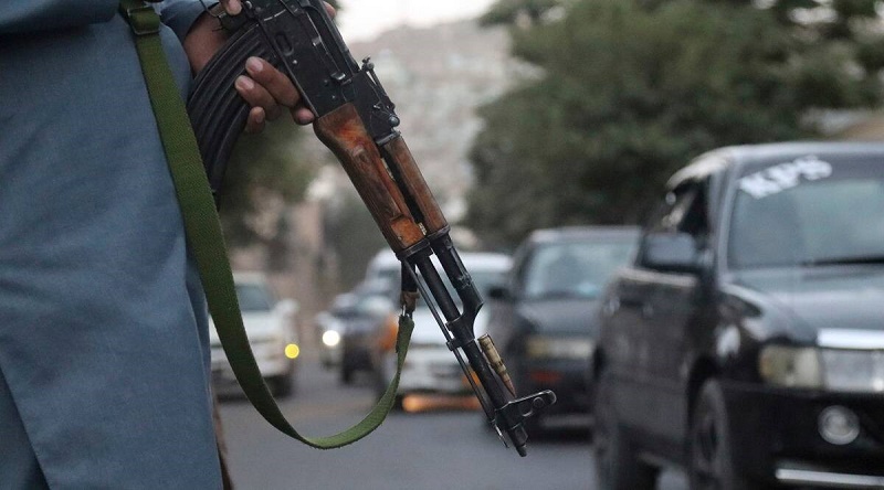 1 police officer killed in attack on anti-polio team in NW Pakistan