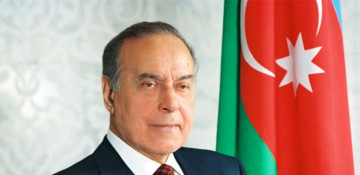 Azerbaijan commemorates 18th death anniversary of national leader Heydar Aliyev