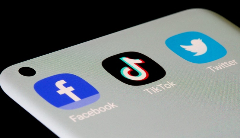 Russia fines Facebook owner Twitter, Meta and Tiktok for banned content