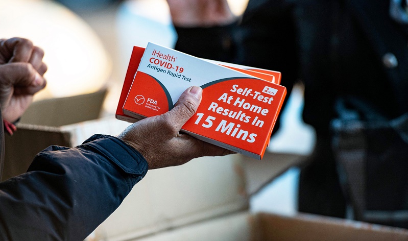 US to give out 500 million tests