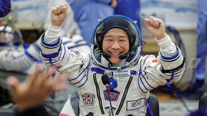 Japan plans to put astronaut on moon by late 2020s