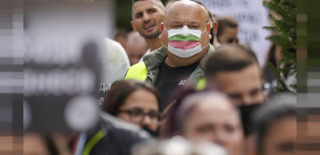 Bulgaria tightens arrival conditions as COVID infections surge