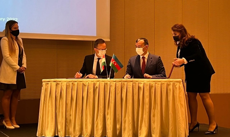 Azerbaijan, Hungary sign several bilateral documents