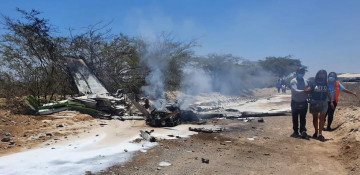 7 killed in plane crash near Peru's archaeological site