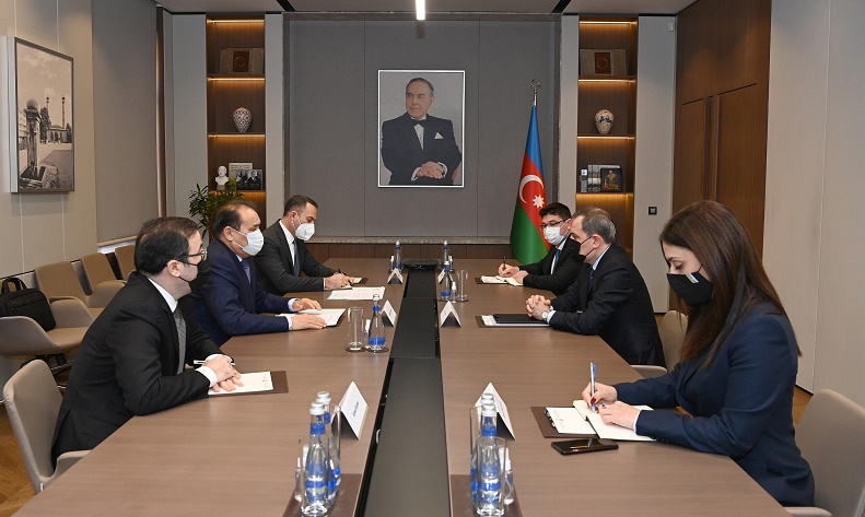 Azerbaijani FM meets Secretary-General of Organization of Turkic States (PHOTO)
