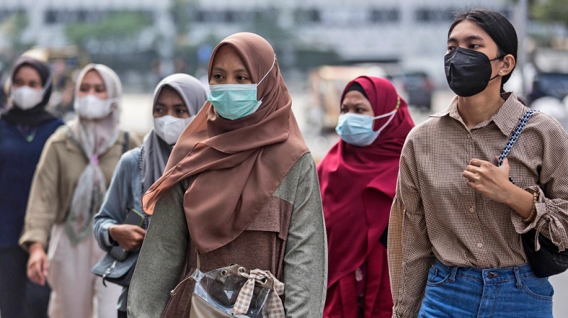 Indonesia tightens social restrictions following Omicron wave