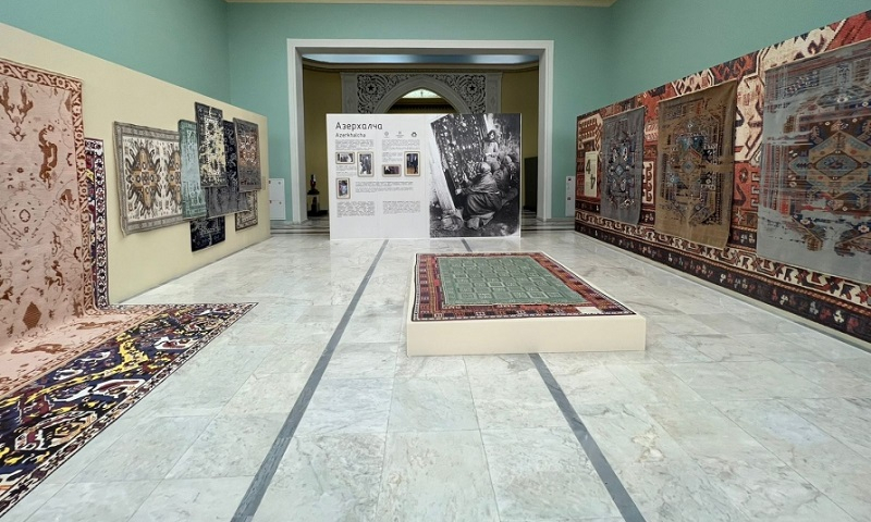 Carpets of Azerbaijan’s Karabakh on display in Moscow