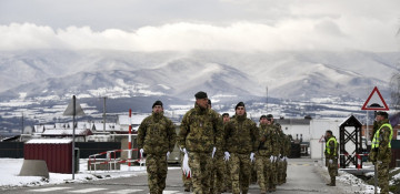 Hungary to deploy troops at border with Ukraine