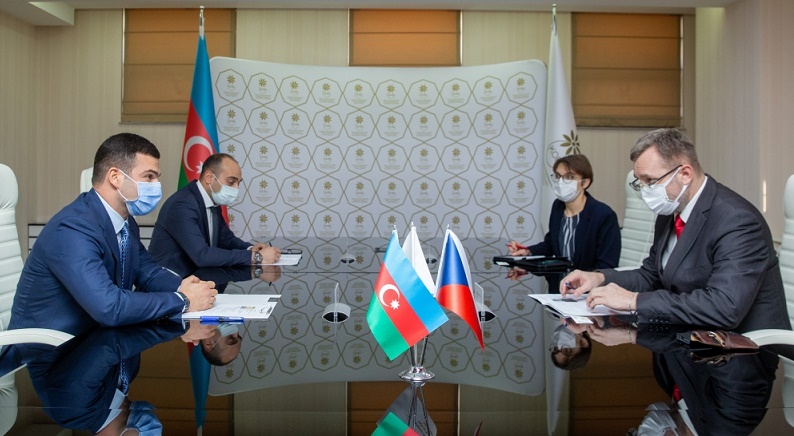 Azerbaijan, Czech Republic discuss cooperation between small and medium-sized enterprises