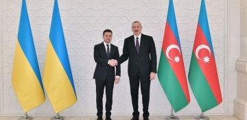 Azerbaijani, Ukrainian presidents hold phone call 