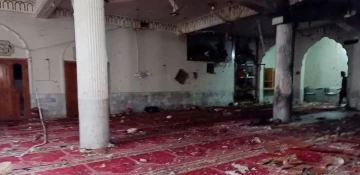 Death toll from Pakistan's mosque blast rises to 50: officials