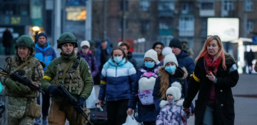 Ukraine and Russia agree to one evacuation corridor in Sumy