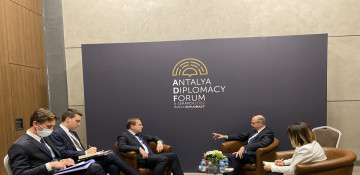 Azerbaijani Minister and EU Commissioner mull energy cooperation