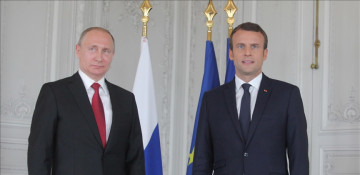 Call between Putin and French and German leaders is underway