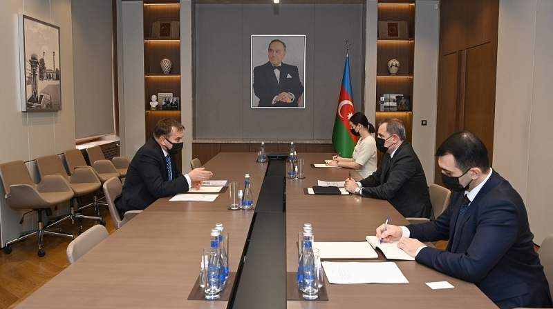 Azerbaijan’s foreign minister meets with Slovenian ambassador